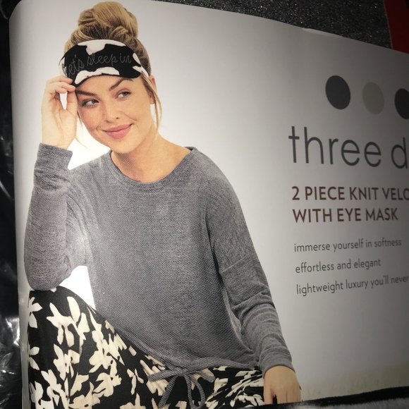 Three dots velour pajama set top jogger eye mask - Picture 9 of 16